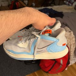 Kyrie 2 Low