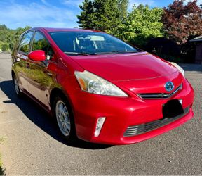 2012 Toyota Prius V