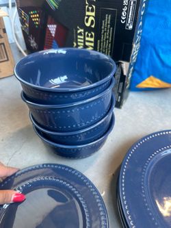 Blue Beaded Round Ceramic Dinnerware Set Plates & Bowls Glossy Finish