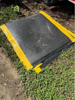 Commercial rubber mat
