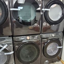 New Samsung Stackable Electric 220volt Dryer And Used Front Load Washer Set In Black Stainless Steel 