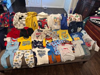 Little boys clothes size 3T (34 pieces)