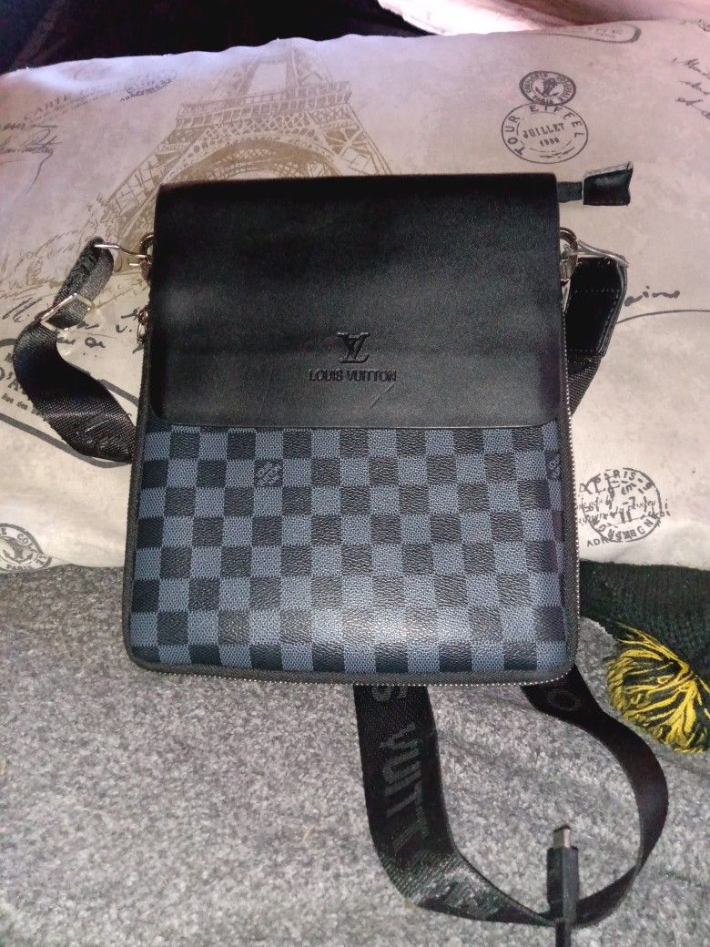 Louis Vuitton Crossbody Bag