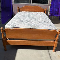 Full Size Bed w/ mattress and box spring 