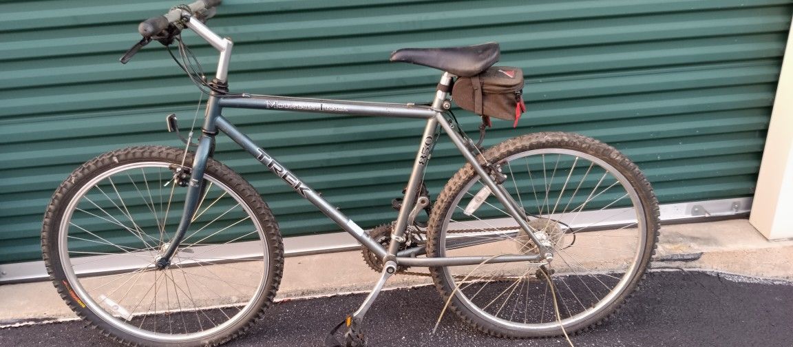 Trek Mountain Track Mountain Bike -