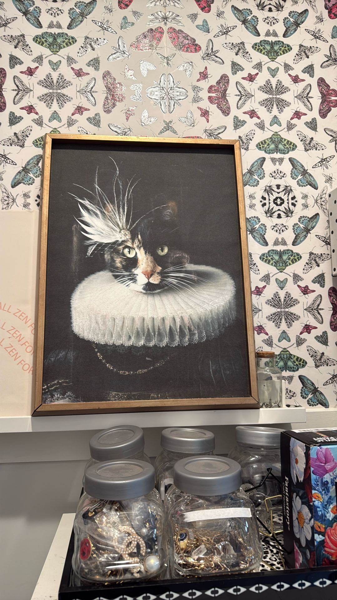 Fancy cat Gold framed canvas Wall art