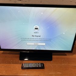 Samsung UN28M4500AF 28″ TV/Monitor – Office Condition
