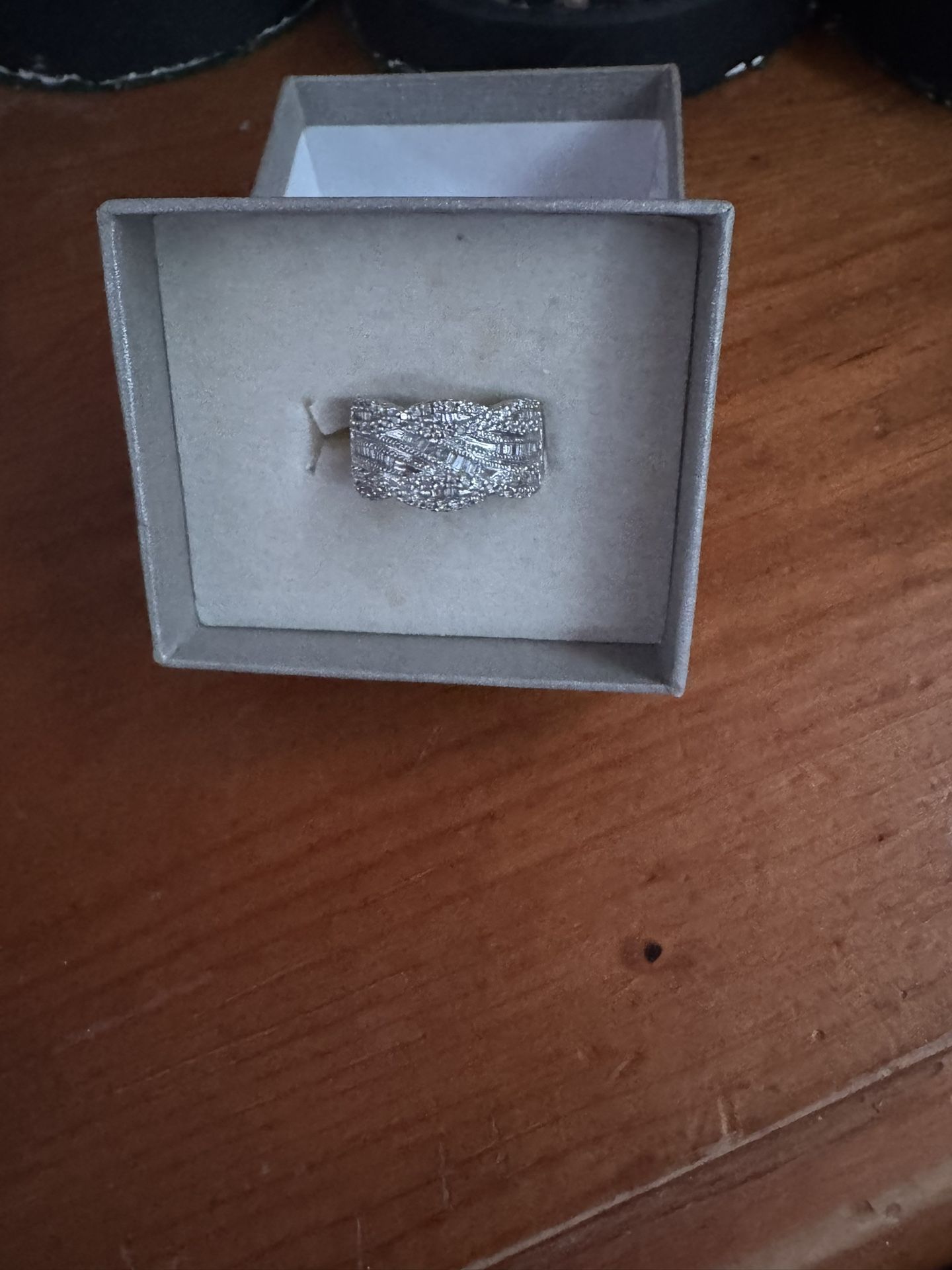 Womens Diamond Wedding Band