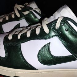 NIKE DUNKS MENS SIZE 15.5