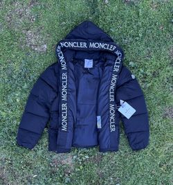 Moncler Montcla Jacket Puffer Designer