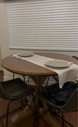 World market dining table and 4 chairs