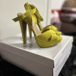 Steve Madden Yellow Suede