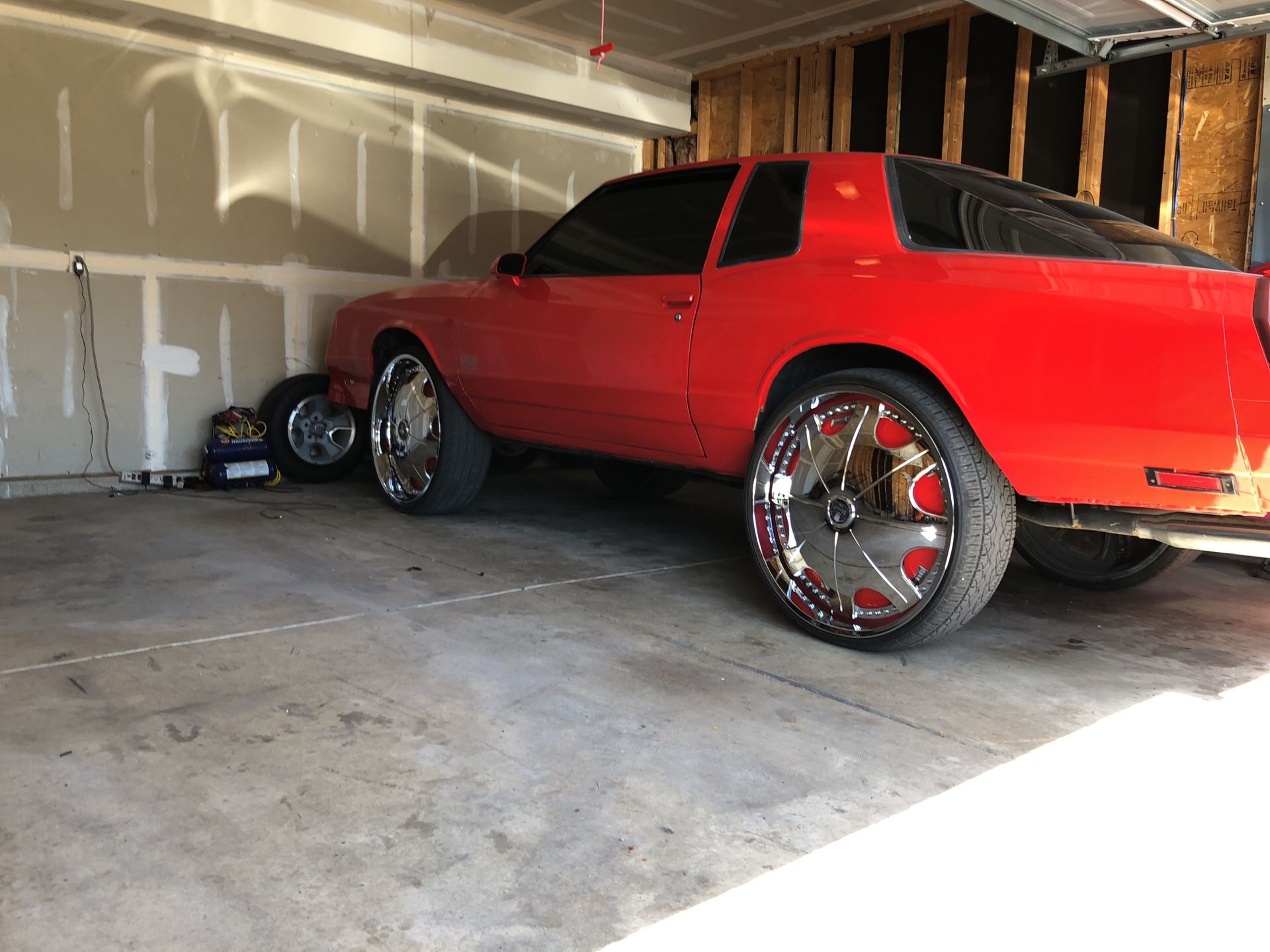 1987 Monte Carlo ss aero coupe on 28s dubs