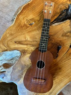 1950s Vintage Harmony Roy Smeck Soprano Ukulele