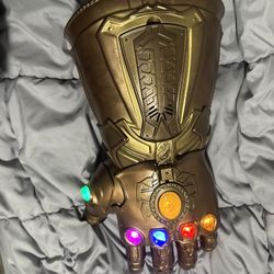 Thanos Gauntlet 