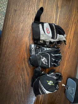 Set of 3 Easton batting gloves
