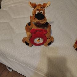 Scooby-Doo Collectible Stuffed Animal Clock $15