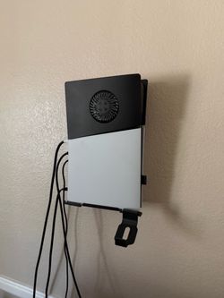 PlayStation 5 Slim Disc Version with dualsense edge and extra controller looking to trade for a Xbox Series X