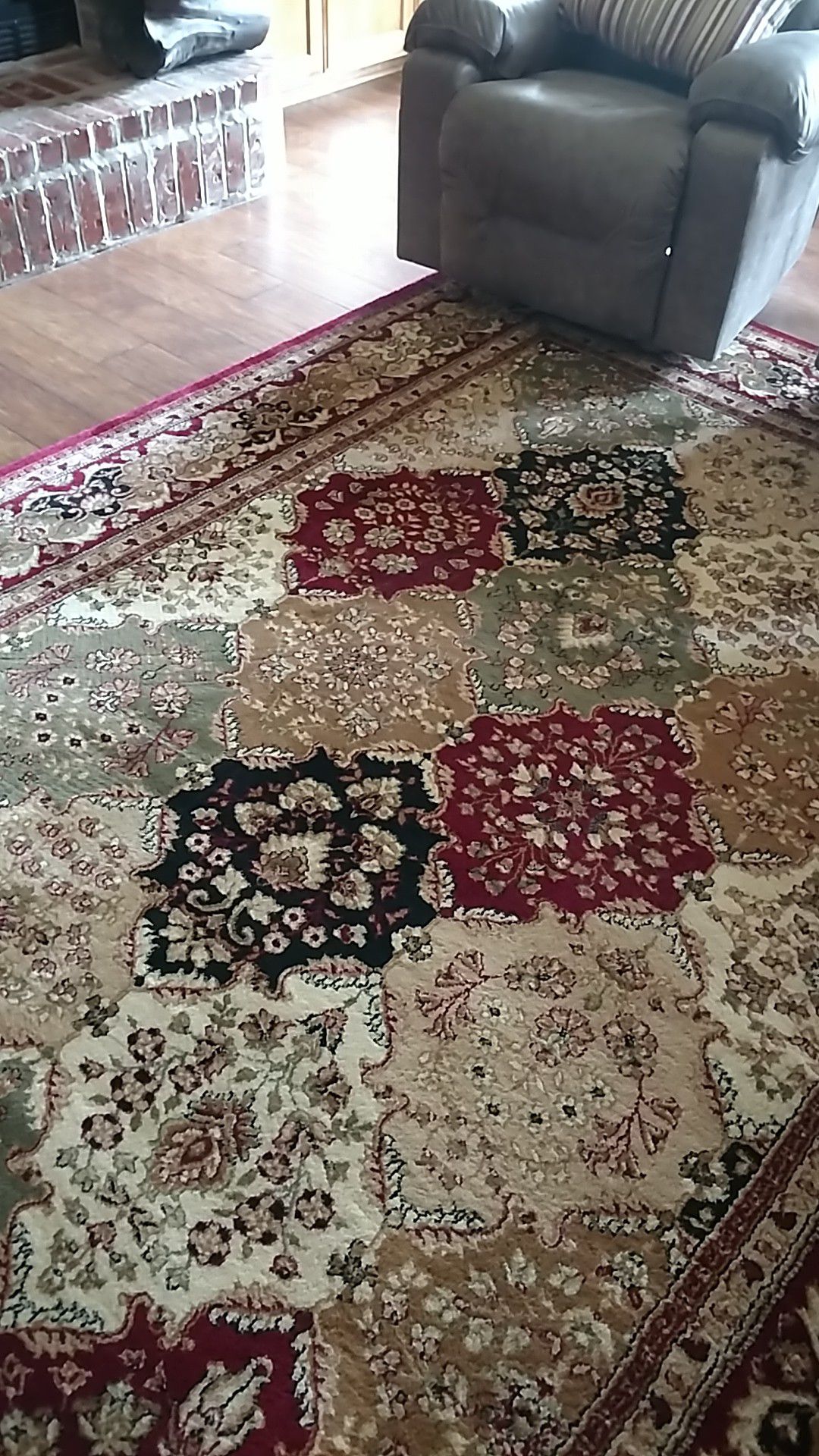 10'9 x 7'9 rug