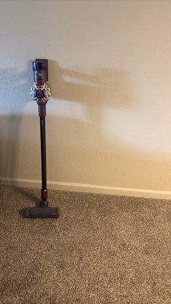 Dyson Cordless Stick Vacuum