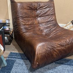 Leather Lounge Chair 