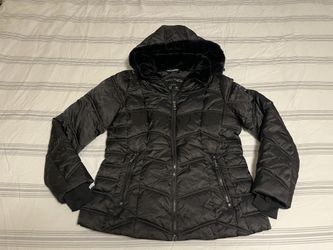 Nautica Women’sHeavyweight Puffer Jacket With Faux Fur Lined Hood