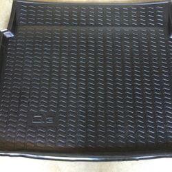 Genuine OEM Audi Q3 All Weather Cargo Tray 