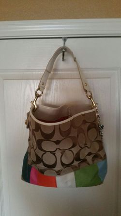 Nice tan/strip shoulder tote.