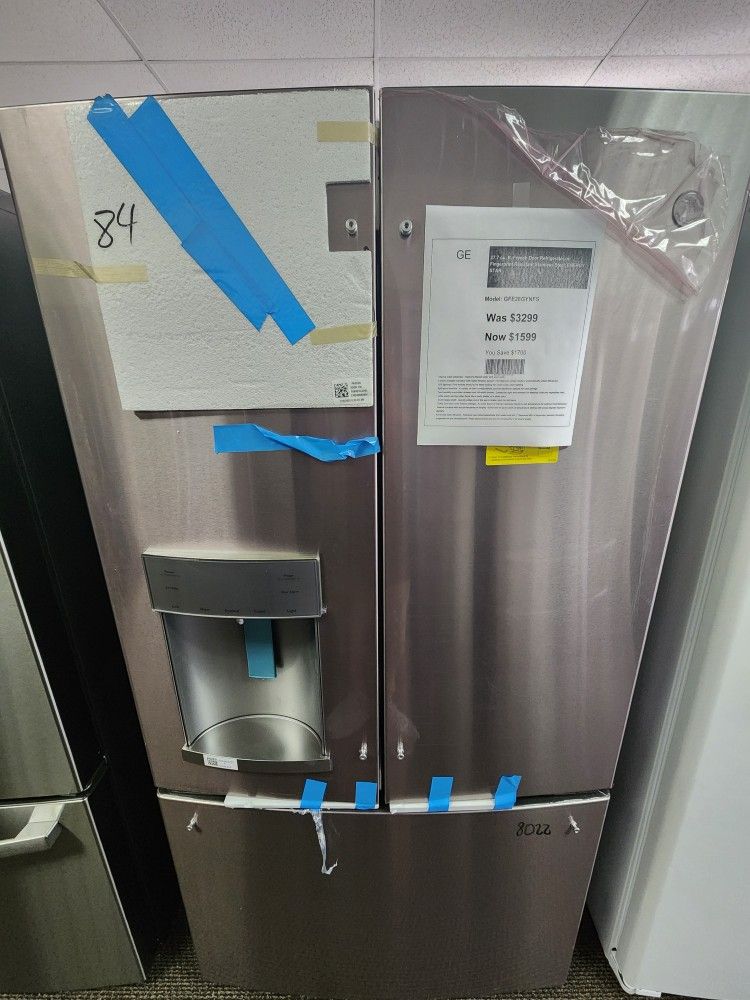 27.7 cu.ft.French Door Refrigerator One. ingerprint Resistant Stainiess Steel ENERGY STAR