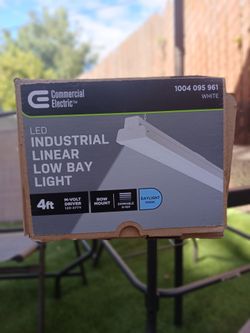 Commercial Electric 4ft LED Industrial Linear Low Bay Light