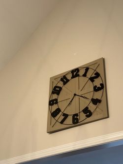 Large wall clock