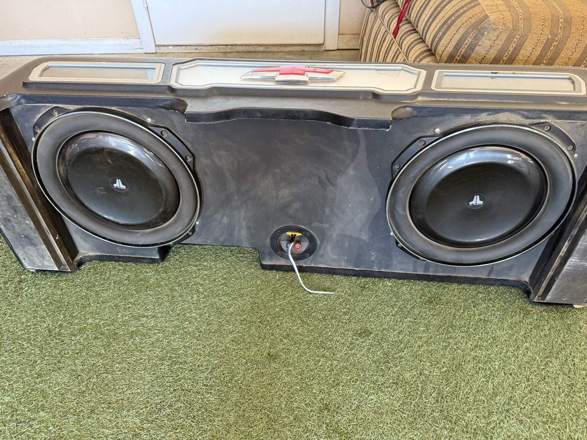Under Seat Subwoofer box With 2  JL Audio TW5 13.5 