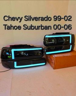 Chevy Silverado 1999-2002 Headlights