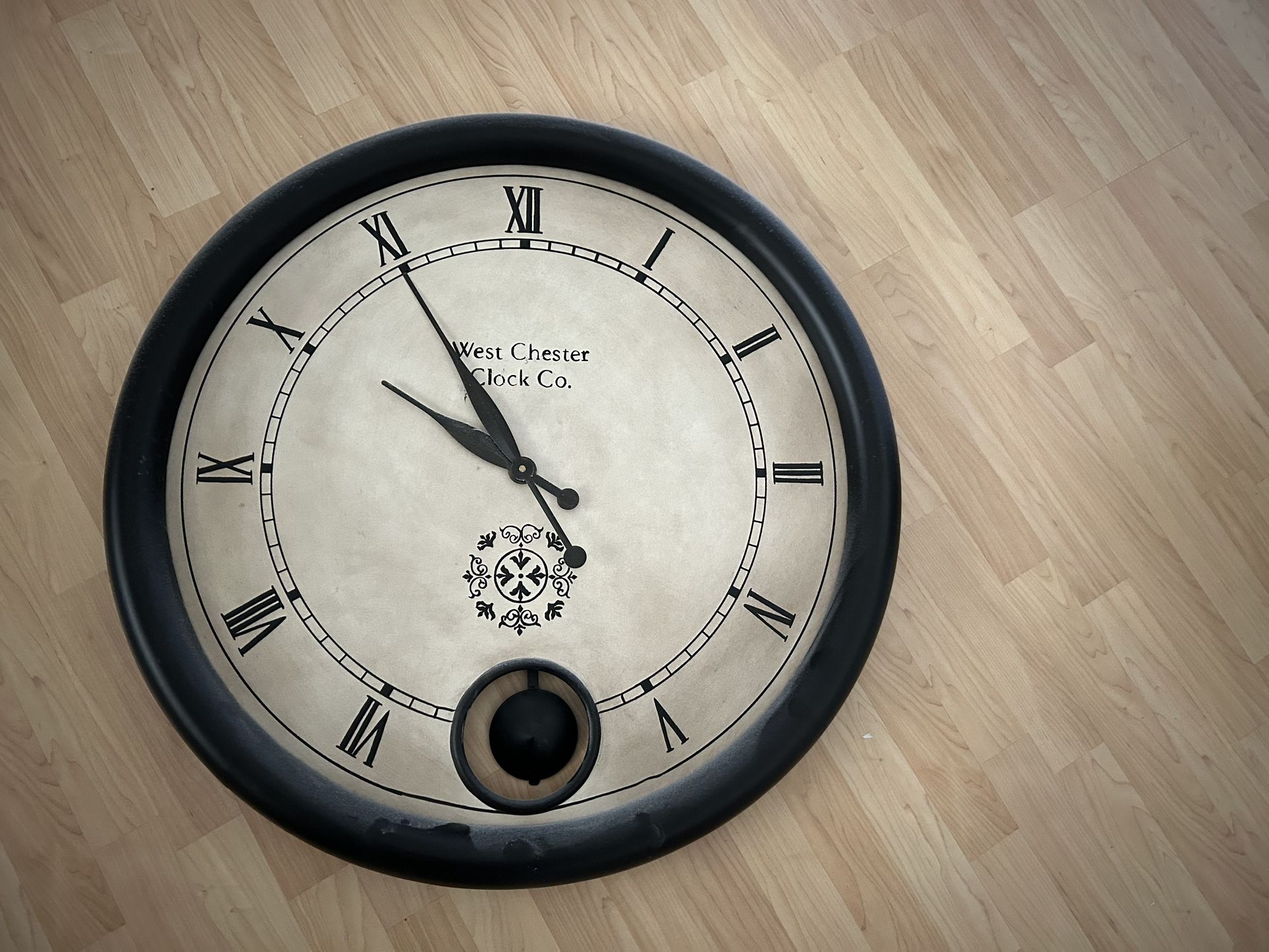 Vintage Style West Chester Wall Clock – 24" Round