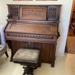 Vintage Organ