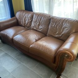 7’ Leather Couch