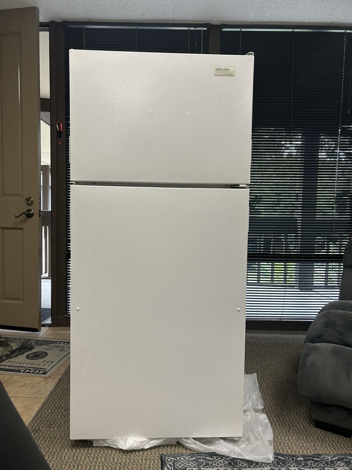 Kirkland Signature Refrigerator 