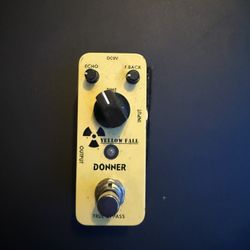 Donner Yellow Fall Delay Pedal