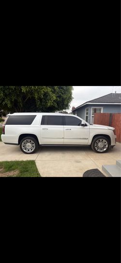 2017 Cadillac Escalade ESV Platinum 4x4 — Pearl White / Caramel Interior