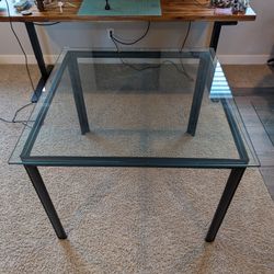 *FREE* Older Crate & Barrel Dining Table