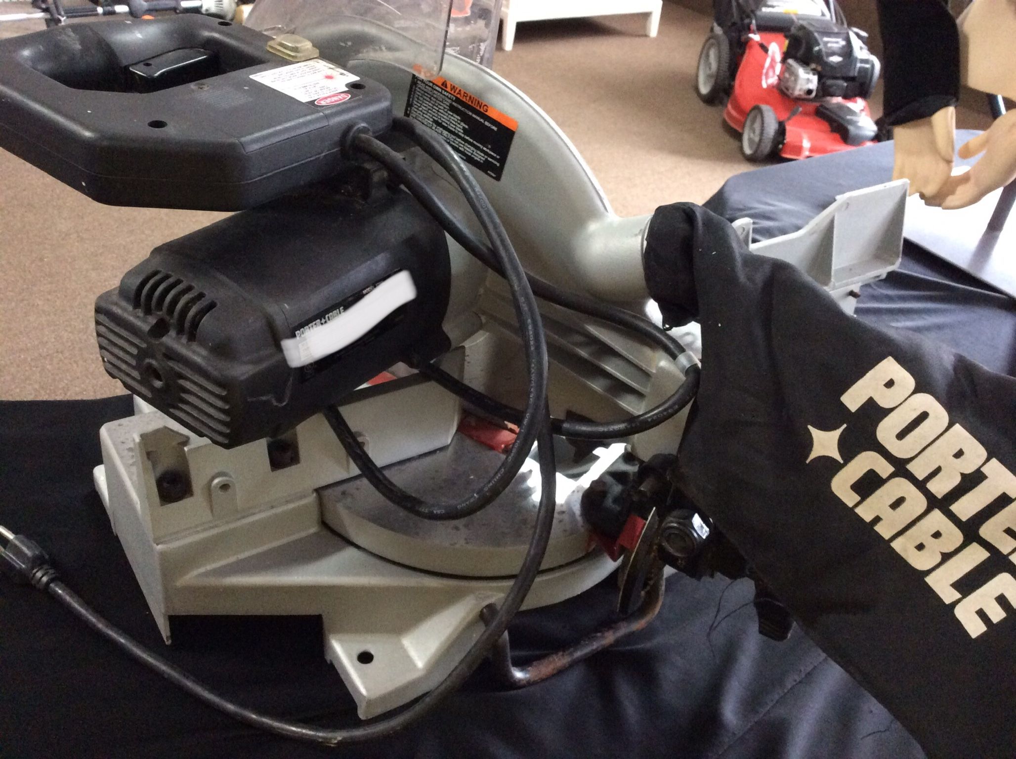 Porter Cable 10” Compound Mitre Saw 439711 2J for Sale in Rockford, IL