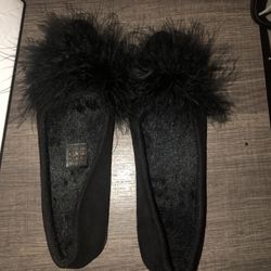 Black Closed Toe Shoes