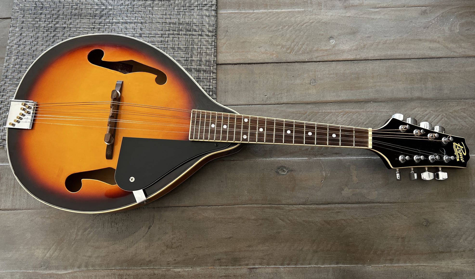 Rogue RM100a Mandolin A Style