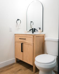 Micro Shaker Oak Vanity
