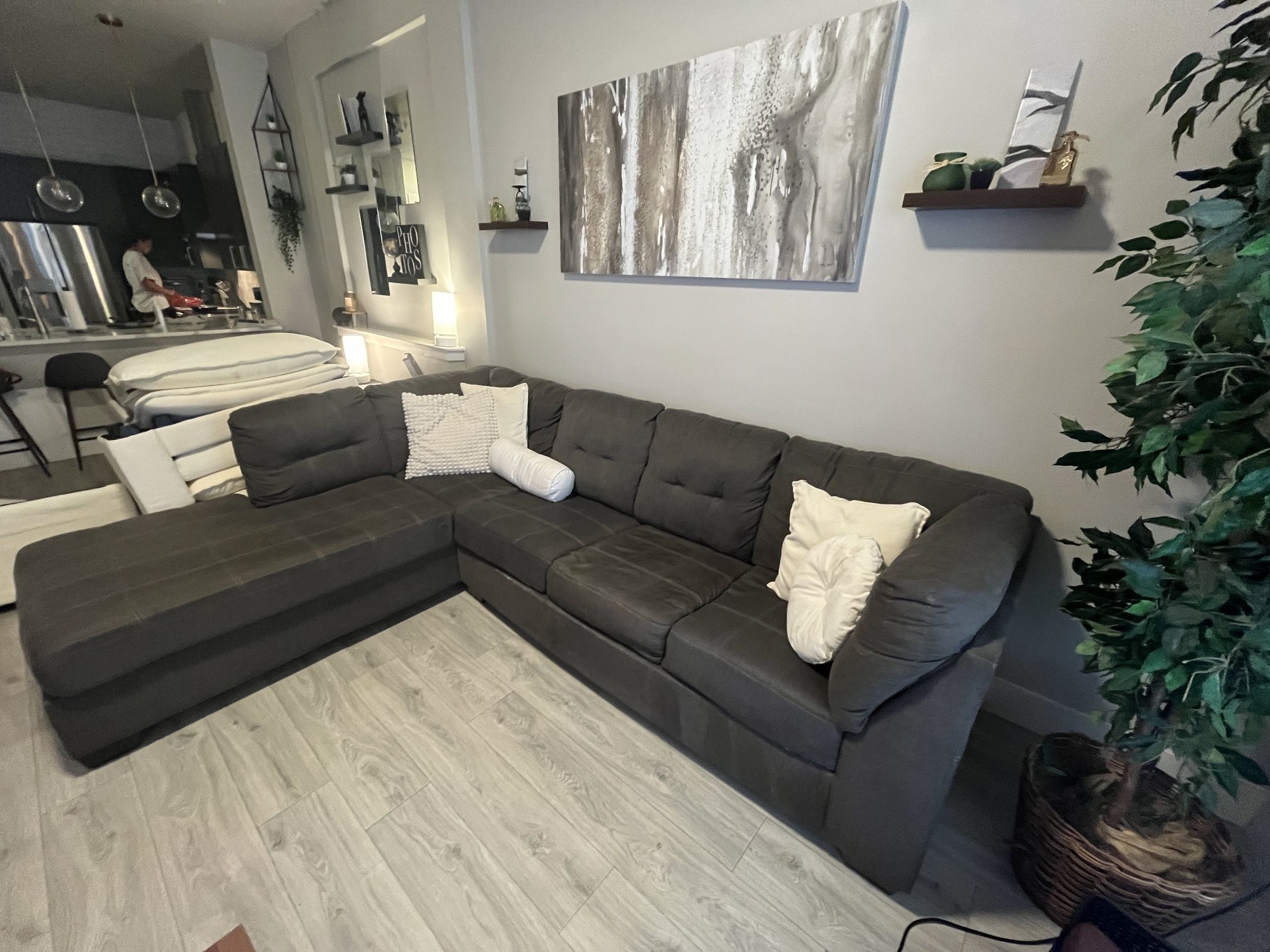 Gray Couch With Pullout Bed