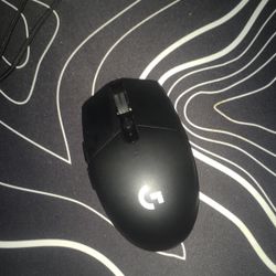 Logitech G305