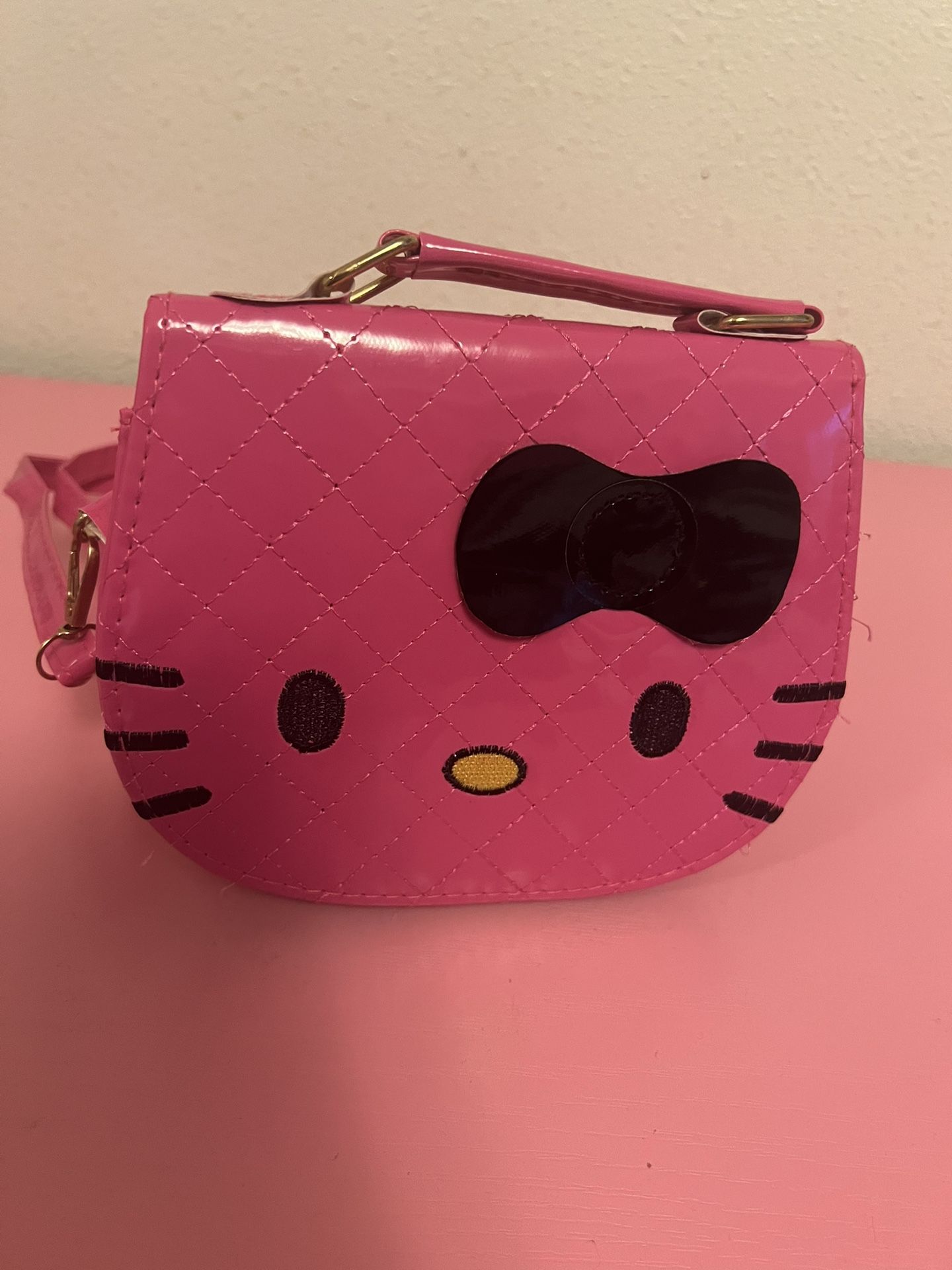 Hello kitty purse 