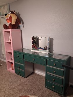 Vanity Makeup Vibes Desk Furniture
