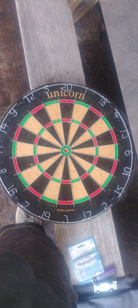 Unicorn Professional Dartboard 