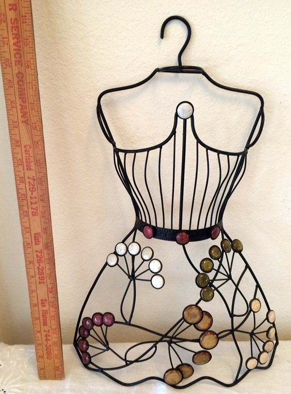 Black metal wire mannequin wall hanging jewelry holder NOTE DIMENSIONS